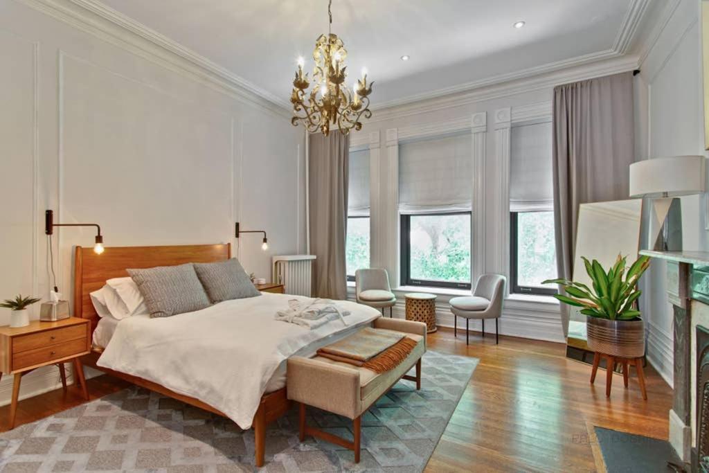 Вілла Historic Luxury Townhouse In Downtown Чикаго Екстер'єр фото
