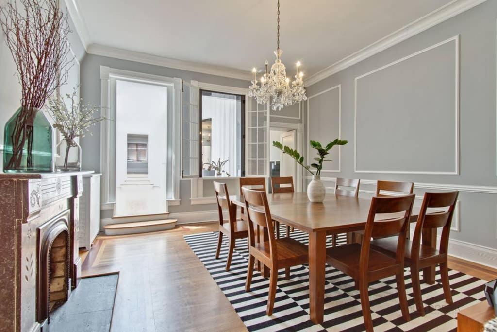 Вілла Historic Luxury Townhouse In Downtown Чикаго Екстер'єр фото